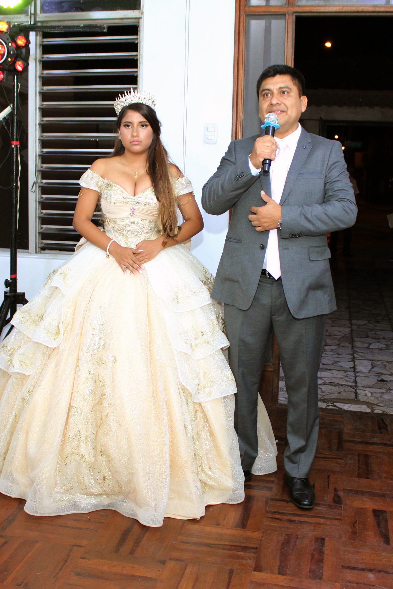 15 AÑOS ADRIANA